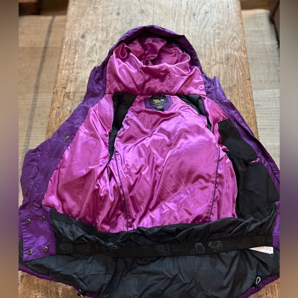 Mountain Hardware Down Ski Snowboarding Jacket Women’s Tagged XS Purple Warm! - Picture 4 of 10